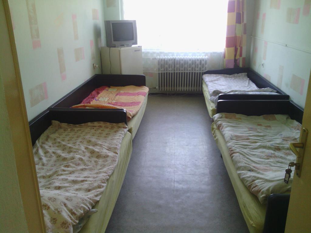 Centrum Panzió Kaposvár Habitación foto