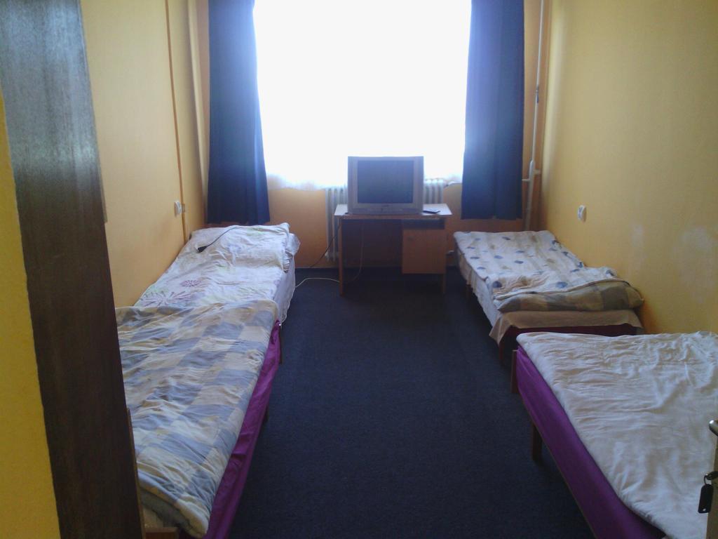 Centrum Panzió Kaposvár Habitación foto